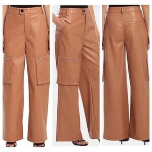 NWT Avec Les Filles High Rise Vegan Leather Wide Leg Cargo Pants Women Sz M